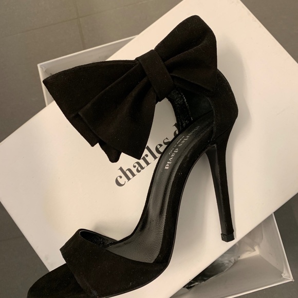 COPY - Charles David Precious Bow Velvet Heels- S… - Picture 3 of 5